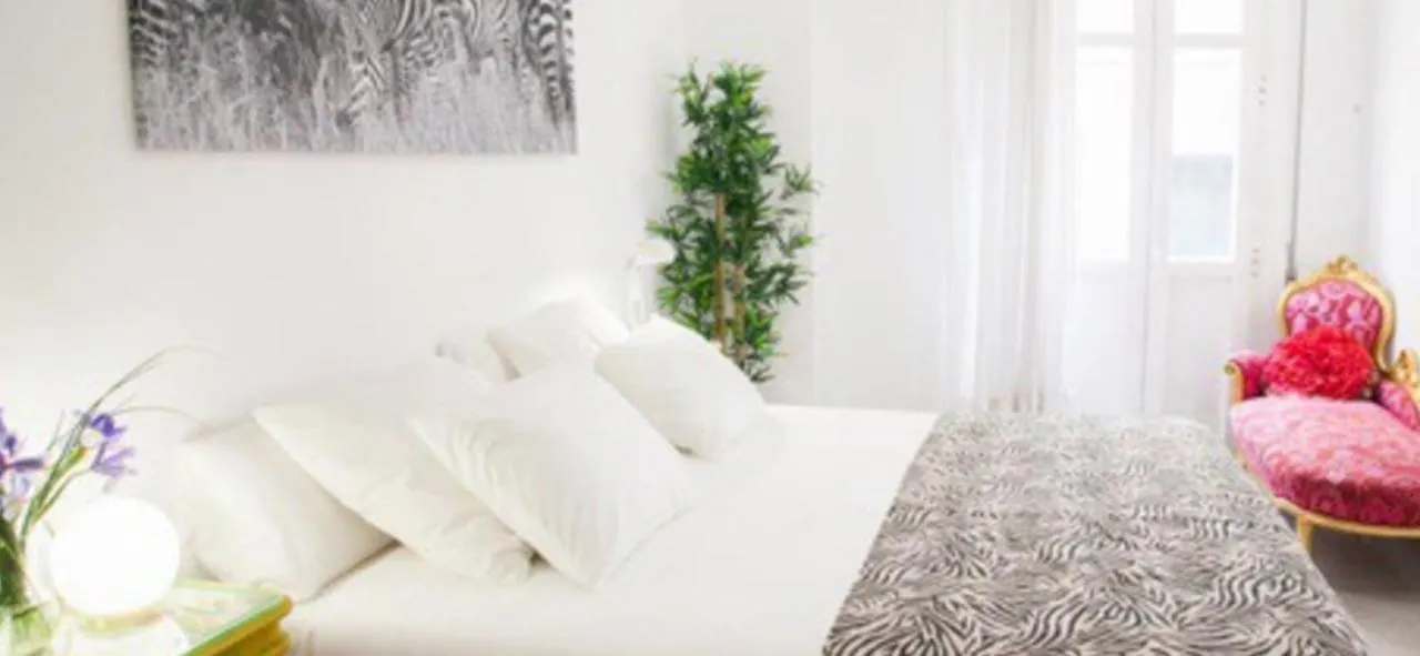 Very Nice Apartament. City Center. Private Parking Seville Apartment
